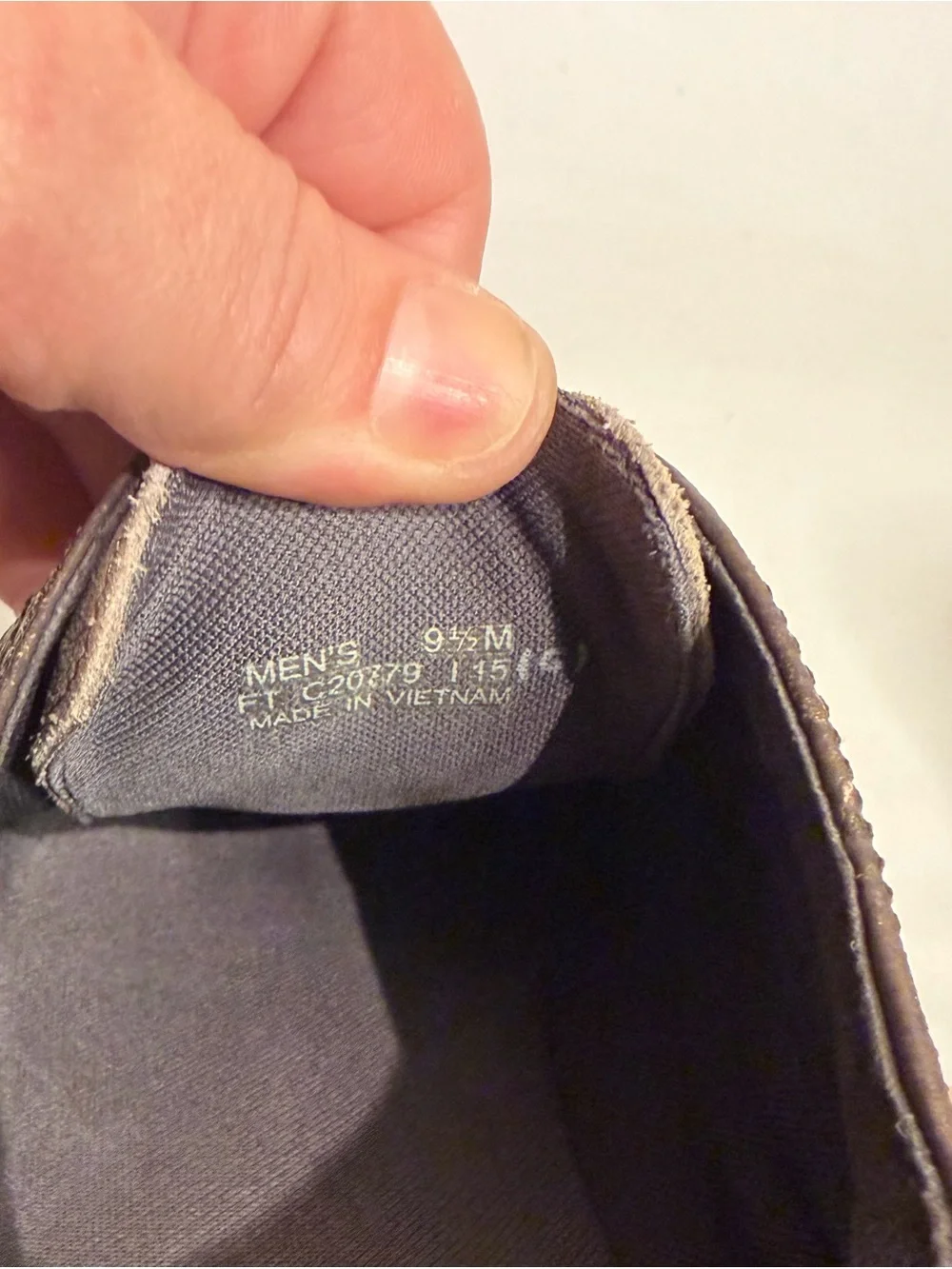 COLE HAAN Men’s 9.5 OriginalGrand Short Wingtip Oxford Men's Brown Dress Shoes